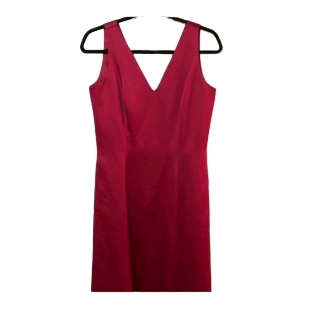 Niteline Della Roufogali size 10 Fuchsia formal dress